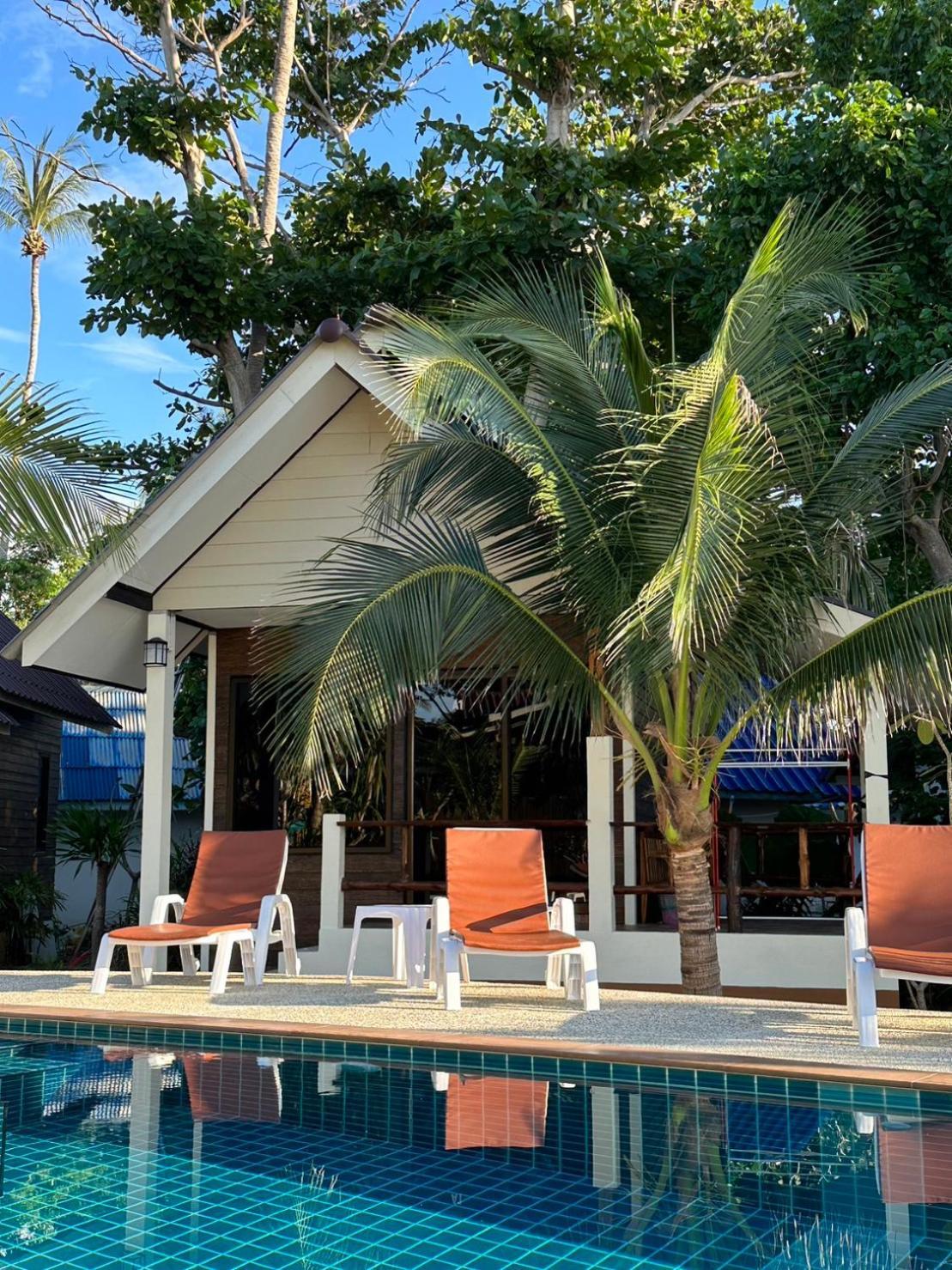 Sea Shell Beach Resort Koh Lanta Exterior photo